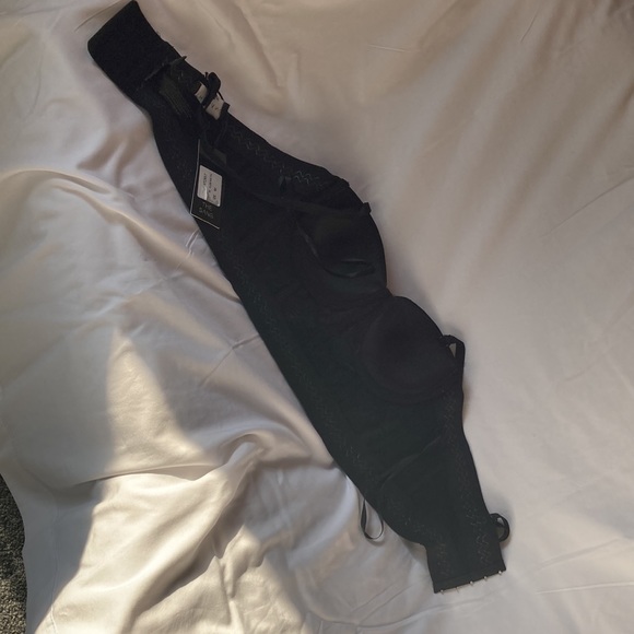 TOP - Picture 3 of 6